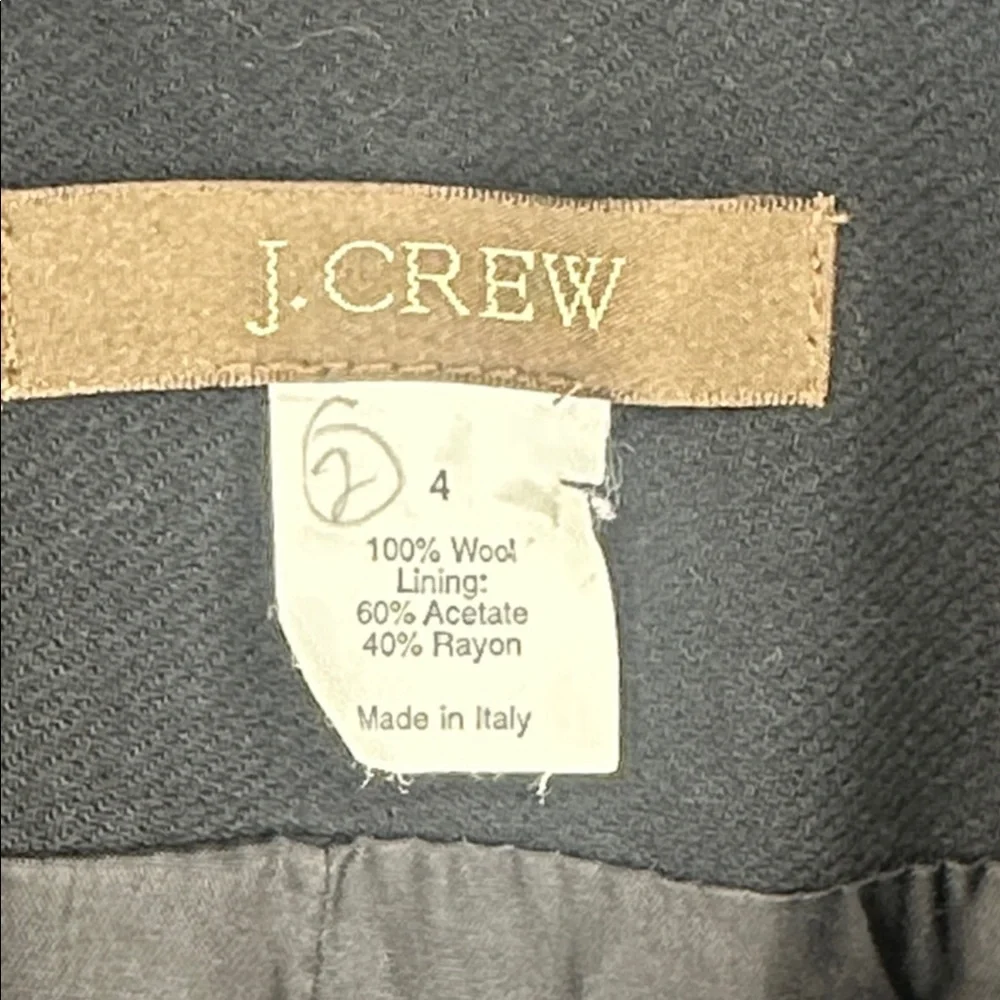 J. Crew Women's Black suit Blazer size 4 100% WOOL single breasted jacket career